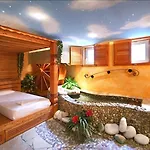 Hotel Medici & Restaurant 4*