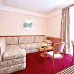 Medici & Restaurant 4* Veszprém