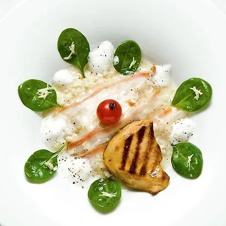 Medici & Restaurant Hotel 4*