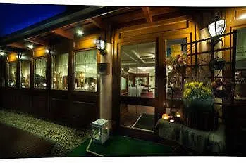 美第奇别墅及餐饮酒店