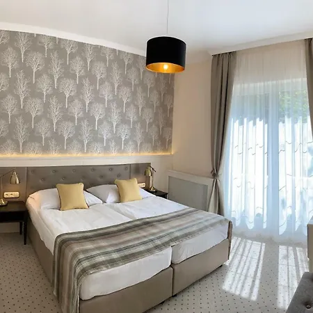 Medici & Restaurant Hotel Veszprem