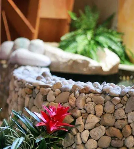 Medici & Restaurant Отель Веспрем