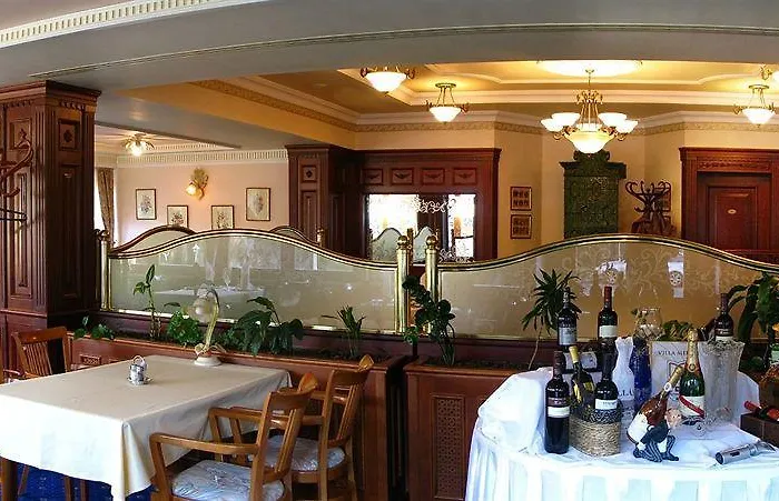 Medici & Restaurant Отель
